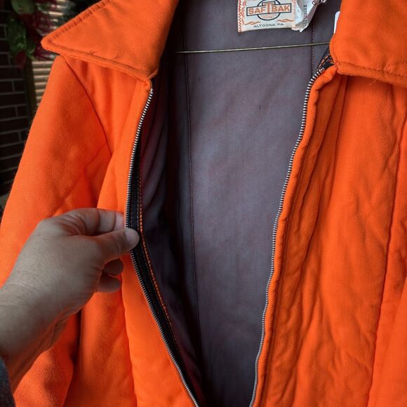 VTG SafTBak Blaze Orange Hunting Shooting Outdoor Jacket Made In USA Mens LARGE - Picture 6 of 9